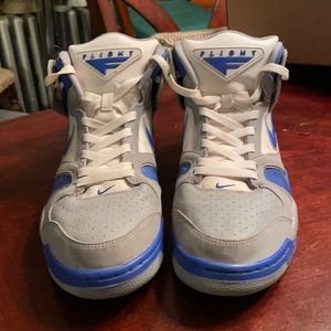 Men’s Nike Air Flight Size 11
